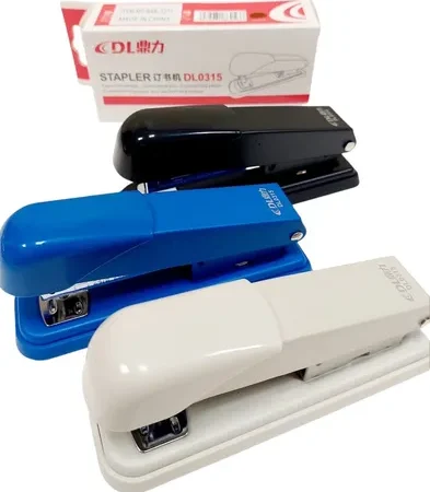 Abrochadora Dl-0315 De Escritorio 13cm Broche 24/6 - 26/6